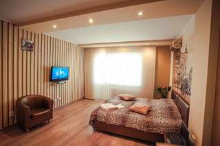 Апарт-отели Molex Апартаменты Чернигов Двухместный номер с 2 отдельными кроватями и мини-кухней-3